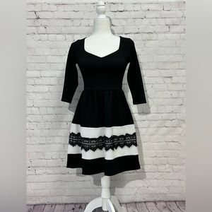 Soprano Black|White Dress Size S